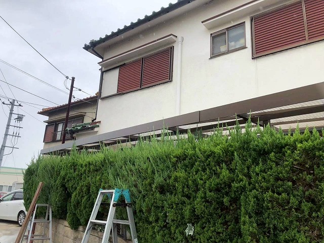 明石市　つなぎめがわからないカーポートのアルミ部分